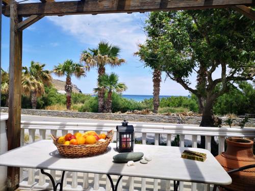 Paleopolis Apartment | By the sea