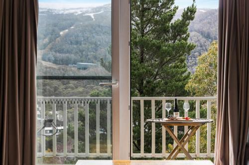 Thredbo Apartment | Byadbo 10