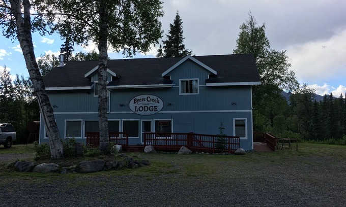 Trapper Creek Apartment | Byers Creek Lodge and cabins rentals in Denali State Park