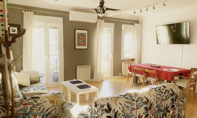 El Gancho Apartment | Céntrico Apartamento de 3 Hab. con Parking Gratuito