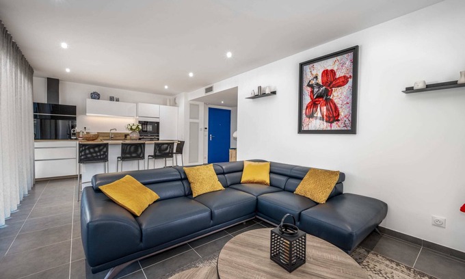Riou - Petit Juas - Av de Grasse Apartment | C035 Cannes Centre appartement 3 pièces/parking