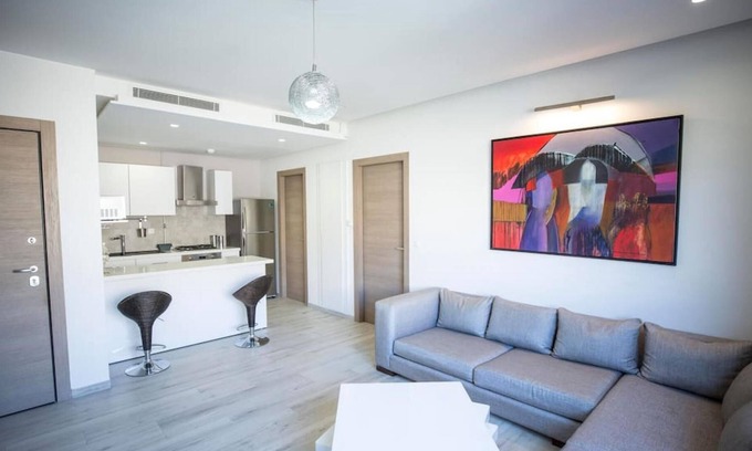 Sidi Daoud Apartment | C13 · Residence Malaga:Cosy and spacious 1bd in La Marsa