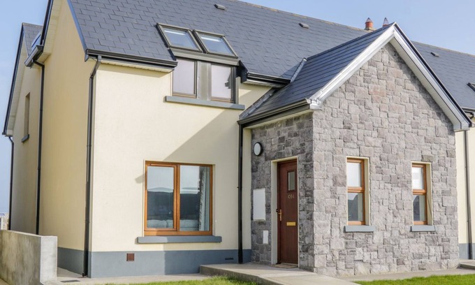 Enniscrone Cottage | C64 CAHERMORE HOLIDAY VILLAGE in Enniscrone County Sligo