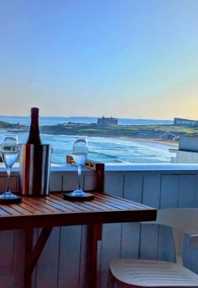 Newquay Apartment | C8 Bay Apartments - Fistral Beach View - Newquay