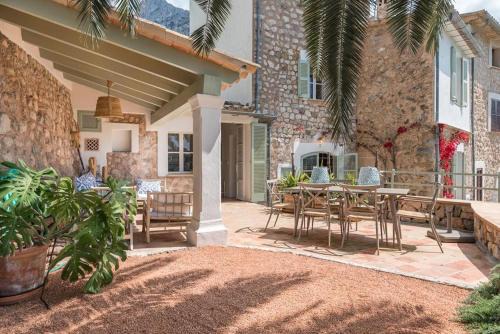 Biniaraix House | Ca Sa Predina by Rentallorca