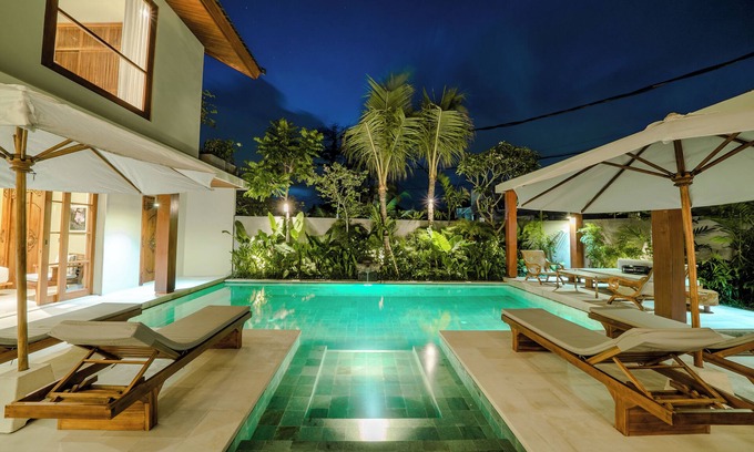Berawa Villa | CA5001 - 5 Bedroom Villa in Berawa