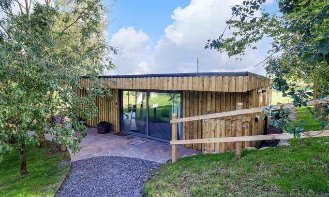 Corwen Cottage | Cabin ∙ 2 bedrooms ∙ 4 guests