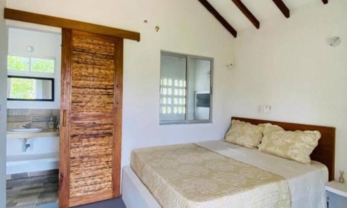 Tolu Cabin | Cabaña Cerca al Mar con Pisicina y AC en Tolú