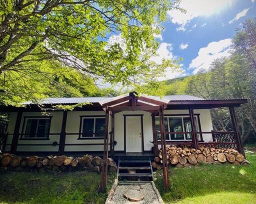 Ushuaia House | Cabaña en el bosque de Llanos del Castor