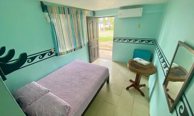 Brisas de Zicatela Cabin | Cabaña Esmeralda frente al mar