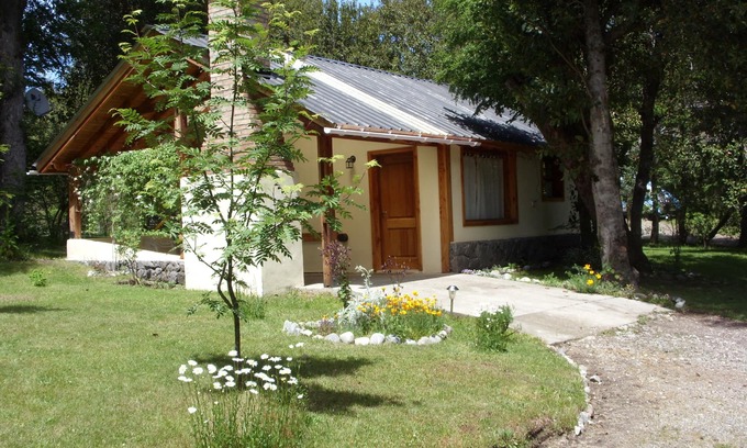 Angostura Cabin | Cabañas Los Radales -Bahia Las Balsas