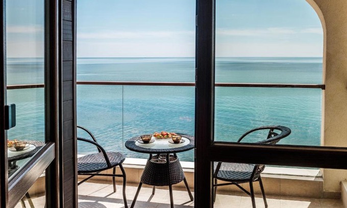 Primorski Apartment | Cabacum Plaza Beach Apartments - High-Speed WiFi