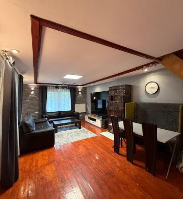 Comarnic House | Cabana Bujorului