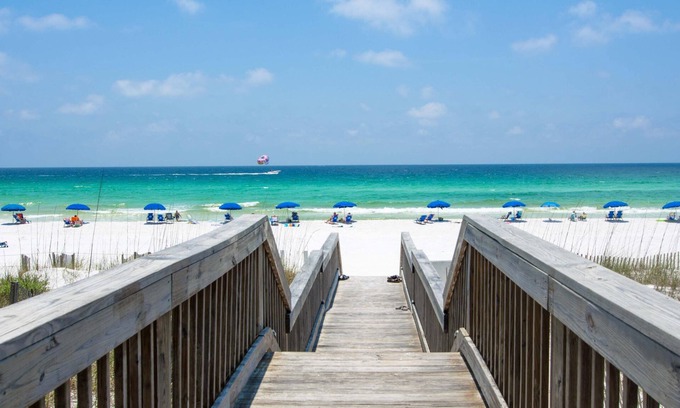 Crystal Beach Condo | "Cabana Club #207" Gulf Front 1100 sq ft 1BR/1.5 BA Condo~Spectacular View!