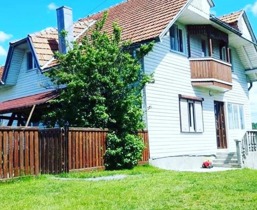 Risca House | Cabana Eduard