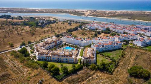 Conceicao e Cabanas de Tavira Apartment | Cabanas Gardens T2 Penthouse with Pool and fantastic views - WPCG19