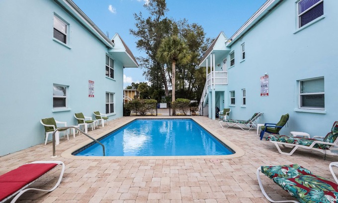Siesta Key Village Apartment | Cabanas on Canal, Located on the Infamous Siesta Key!