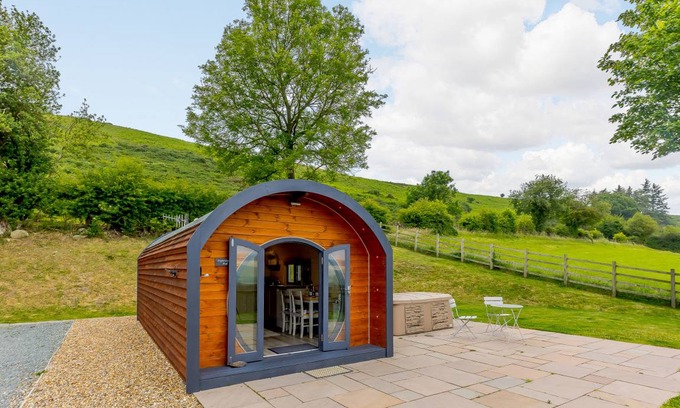 Kingswood Cottage | Cabin ∙ 1 bedroom ∙ 2 guests