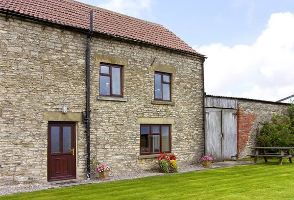Scawton Cottage | Cabin ∙ 2 bedrooms ∙ 4 guests