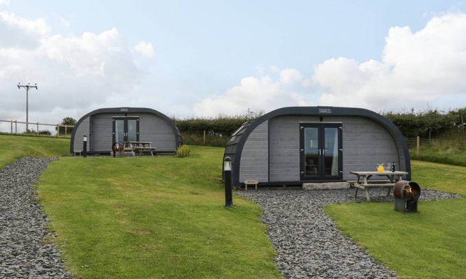 Askam and Ireleth Cottage | Cabin ∙ 1 bedroom ∙ 2 guests
