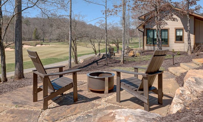 Mineral Bluff Cottage | Cabin ∙ 1 bedroom ∙ 2 guests