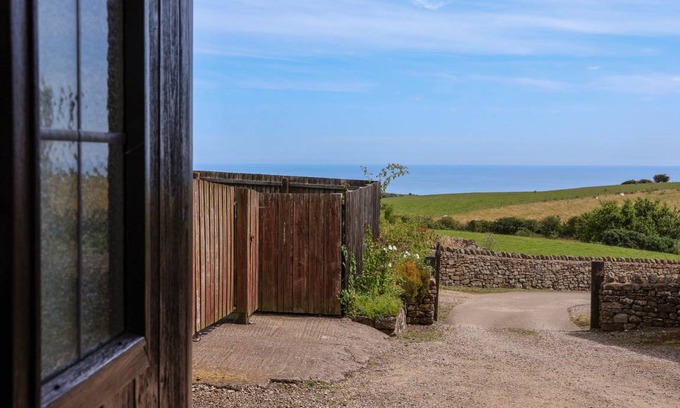 Scarborough Cottage | Cabin ∙ 1 bedroom ∙ 2 guests