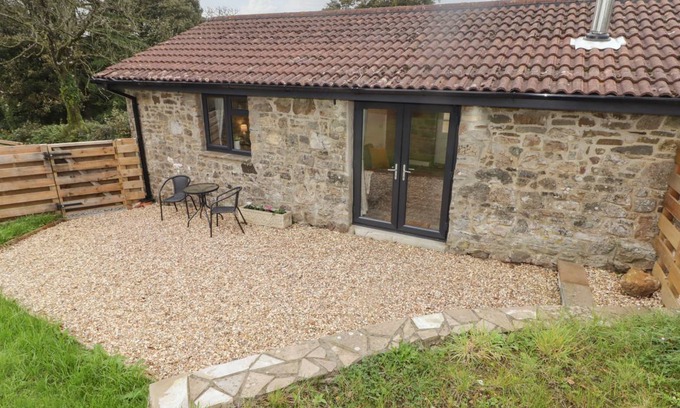 Tavernspite Cottage | Cabin ∙ 1 bedroom ∙ 2 guests