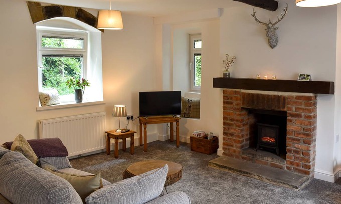 Silsden Cottage | Cabin ∙ 1 bedroom ∙ 2 guests