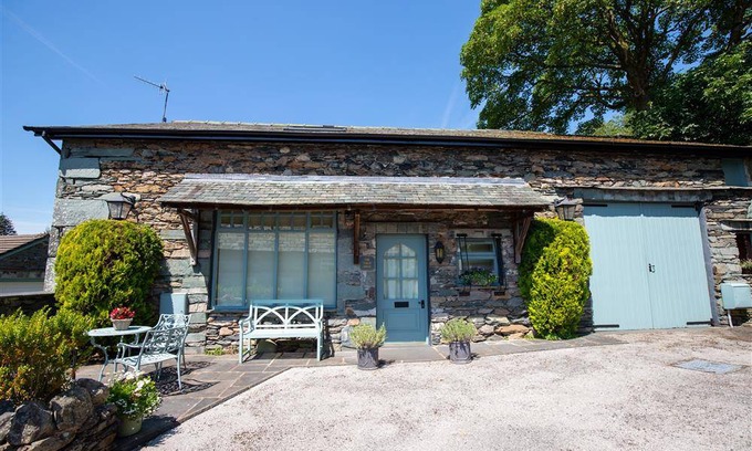 Ambleside Cottage | Cabin ∙ 1 bedroom ∙ 2 guests