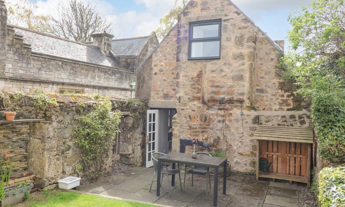 Falkland Cottage | Cabin ∙ 1 bedroom ∙ 2 guests