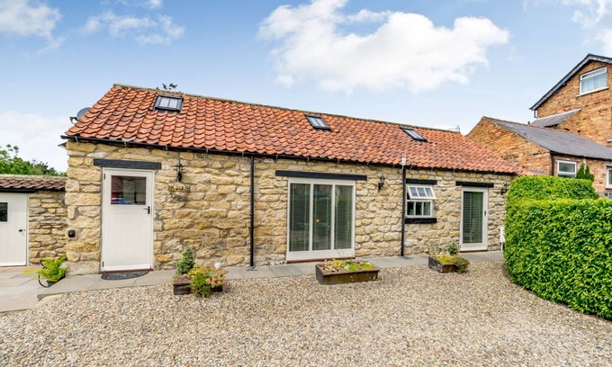 Snainton Cottage | Cabin ∙ 1 bedroom ∙ 2 guests