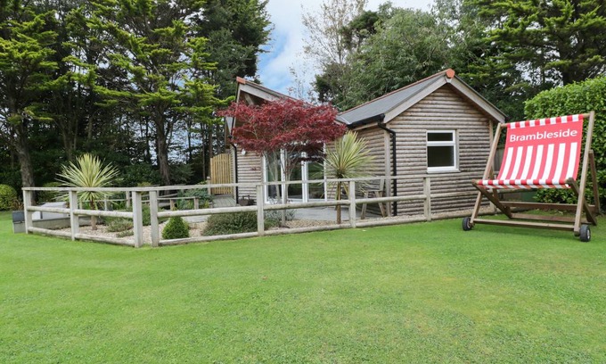 Truro Cottage | Cabin ∙ 1 bedroom ∙ 2 guests