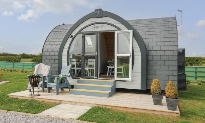 Hornsea Cottage | Cabin ∙ 1 bedroom ∙ 4 guests