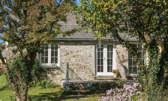 Morwellham Cottage | Cabin ∙ 1 bedroom ∙ 2 guests