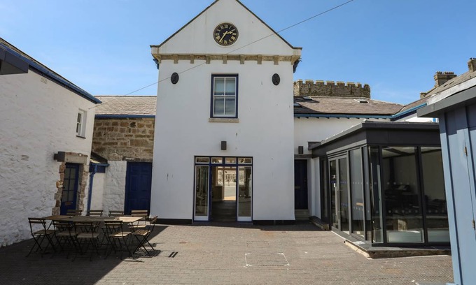 Bont Newydd Cottage | Cabin ∙ 1 bedroom ∙ 2 guests