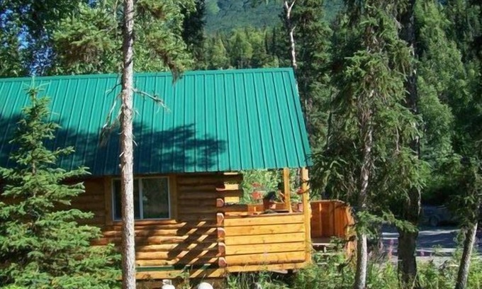 Cooper Landing Cabin | Cabin #1 Cooper Landing Fish Camp - Upper Kenai River Cabin Rental