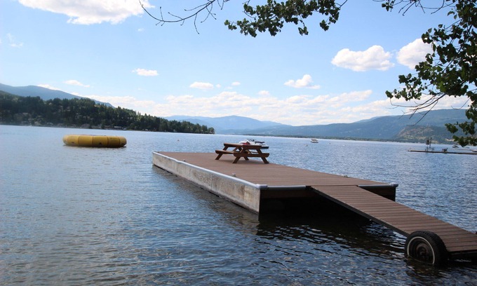 Blind Bay Cabin | Cabin 1 named Bayview at Blind Bay Hideaway on the beautiful Shuswap Lake
