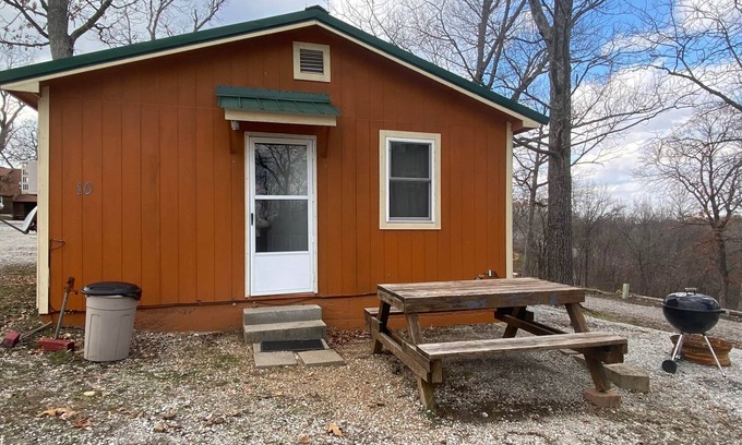 Warsaw Cabin | Cabin 10 - Reel and Trigger