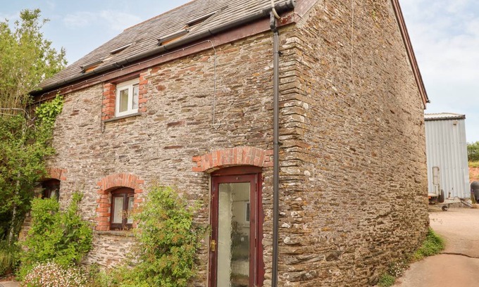 Chillington Cottage | Cabin ∙ 2 bedrooms ∙ 4 guests