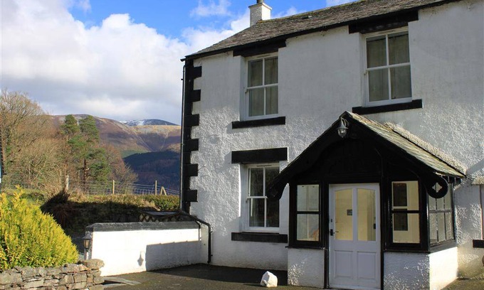 Thornthwaite Cottage | Cabin ∙ 2 bedrooms ∙ 4 guests