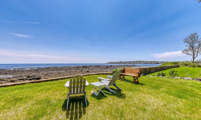 York Beach Cottage | Cabin ∙ 2 bedrooms ∙ 4 guests