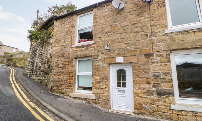 Haltwhistle Cottage | Cabin ∙ 2 bedrooms ∙ 4 guests