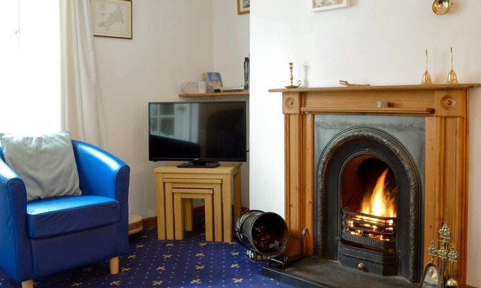 Marazion Cottage | Cabin ∙ 2 bedrooms ∙ 3 guests