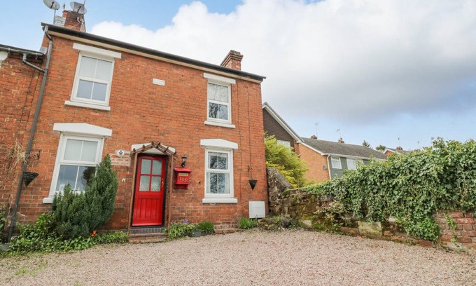 Bewdley Cottage | Cabin ∙ 2 bedrooms ∙ 4 guests