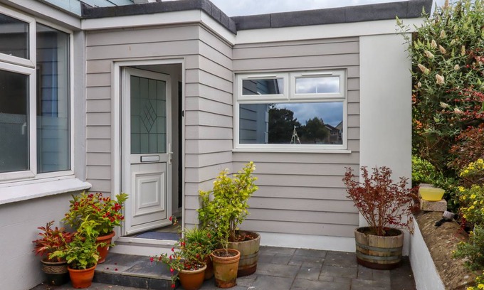 Brixham Cottage | Cabin ∙ 2 bedrooms ∙ 4 guests