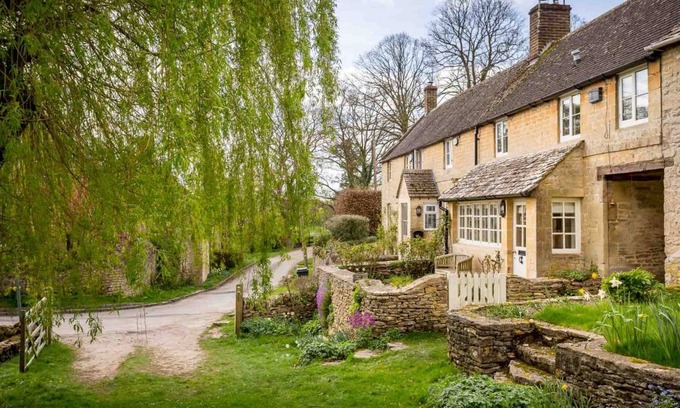 Chedworth Cottage | Cabin ∙ 2 bedrooms ∙ 4 guests