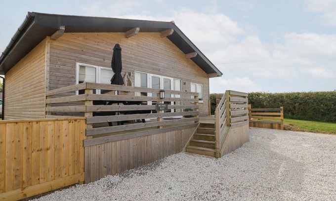 Monknash Cottage | Cabin ∙ 2 bedrooms ∙ 4 guests