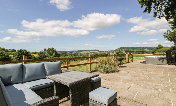 Sidmouth Cottage | Cabin ∙ 2 bedrooms ∙ 4 guests