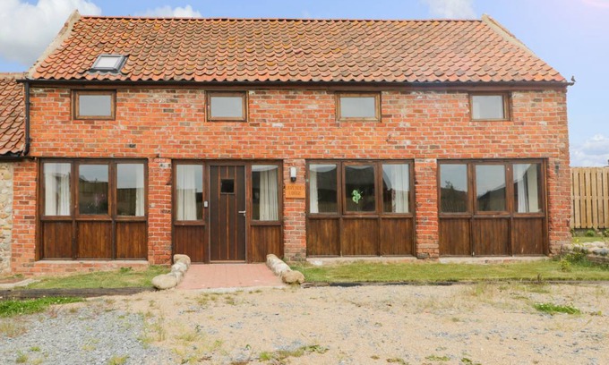 Tunstall Cottage | Cabin ∙ 2 bedrooms ∙ 4 guests