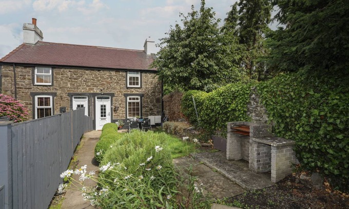 Conwy Cottage | Cabin ∙ 2 bedrooms ∙ 4 guests